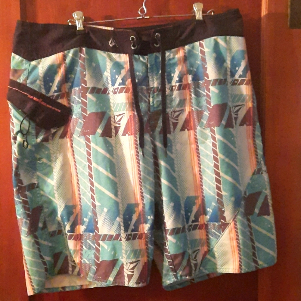Men's VOLCOM swim trunks
